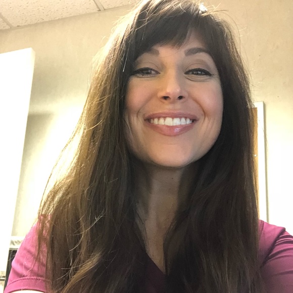 Meet your Posher, Selina - Picture 1 of 1